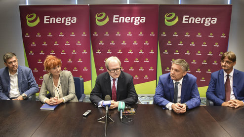 od lewej: Andrzej Dunajski, Magdalena Porwet, Arkadiusz Siwko, Adam Kasprzyk, Jerzy Kurzątkowski. Fot. Energa