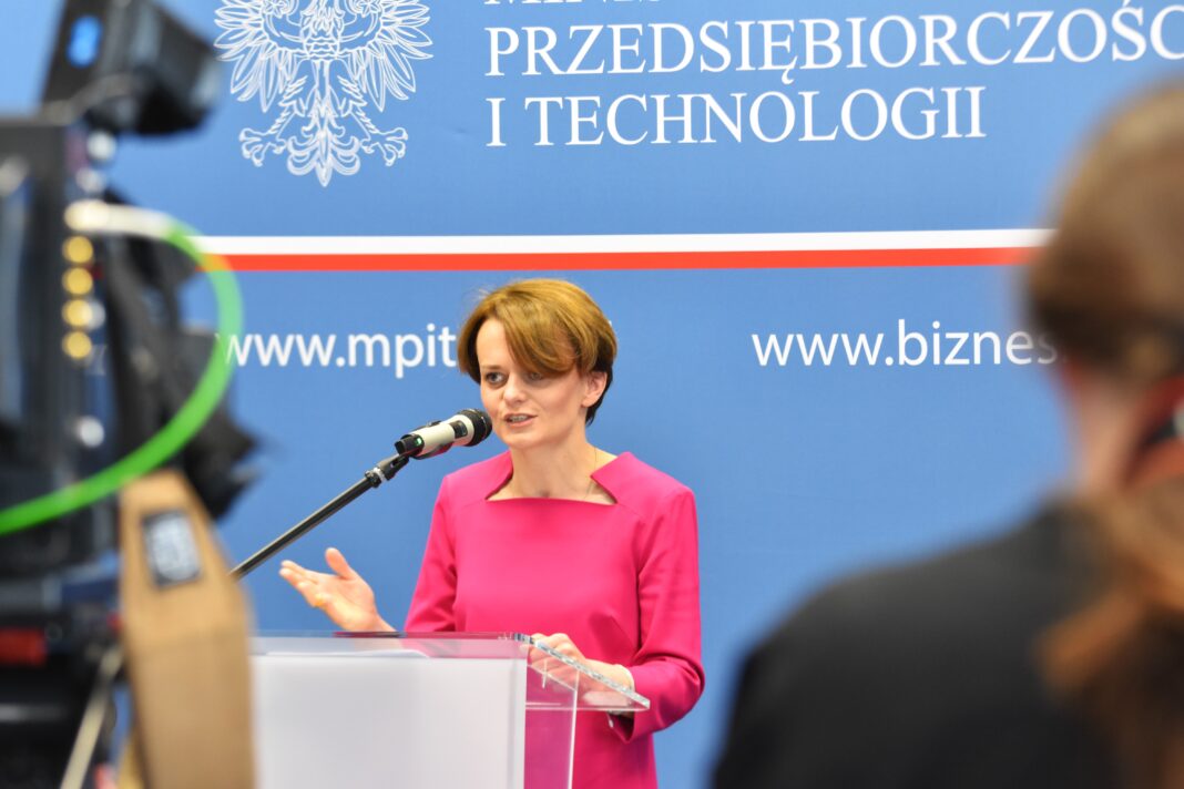 Minister Przedsiębiorczości i Technologii Jadwiga Emilewicz. Fot. MPiT