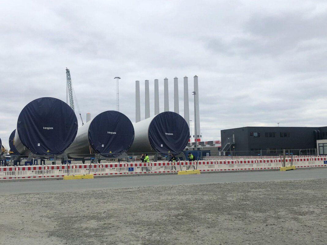 Fabryka/Port Esbjerg firmy MHI Vestas. Morskie farmy wiatrowe Fot.: BiznesAlert.pl/Bartłomiej Sawicki