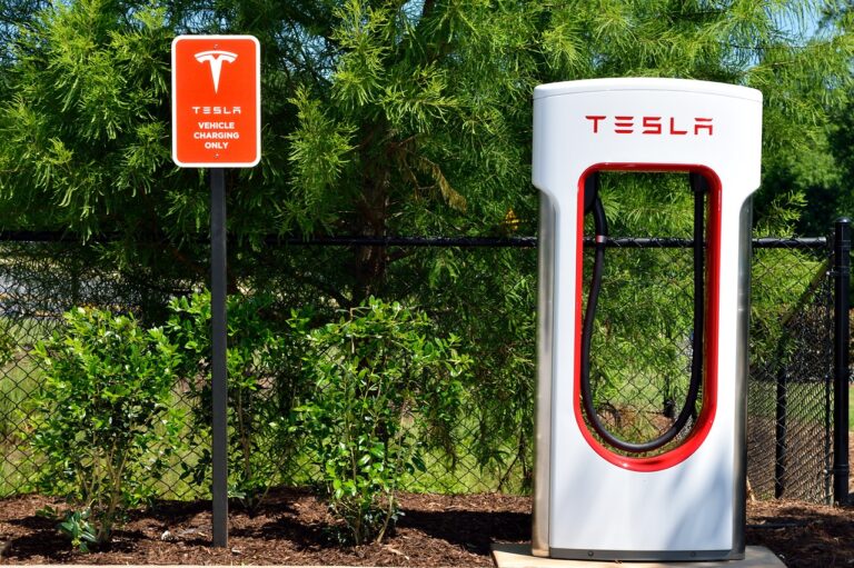 Tesla wyprodukuje elektryczną ciężarówkę dla Pepsi