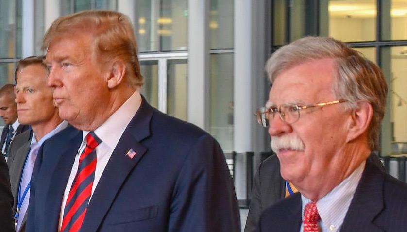 Donald Trump i John Bolton. Źródło: Wikicommons