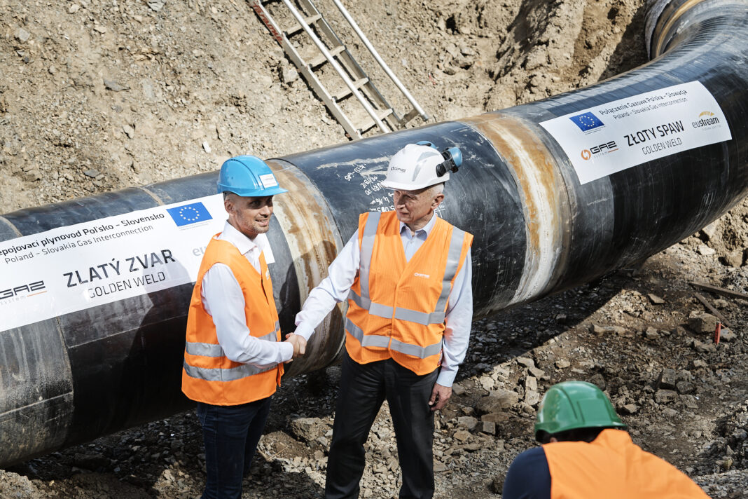 Złoty spaw na budowie Gazociągu Polska-Słowacja. Fot. Gaz-System