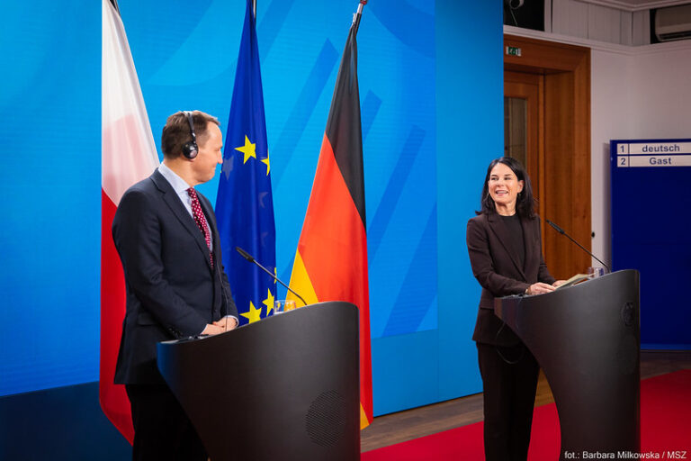 Annalena Baerbock i Radosław Sikorski. Fot. MSZ.